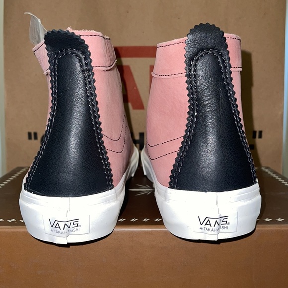 New VANS VAULT X Taka Hayashia TH SK8 Skool LX in Nubuck Leather Old Rose/ Black - Picture 8 of 16